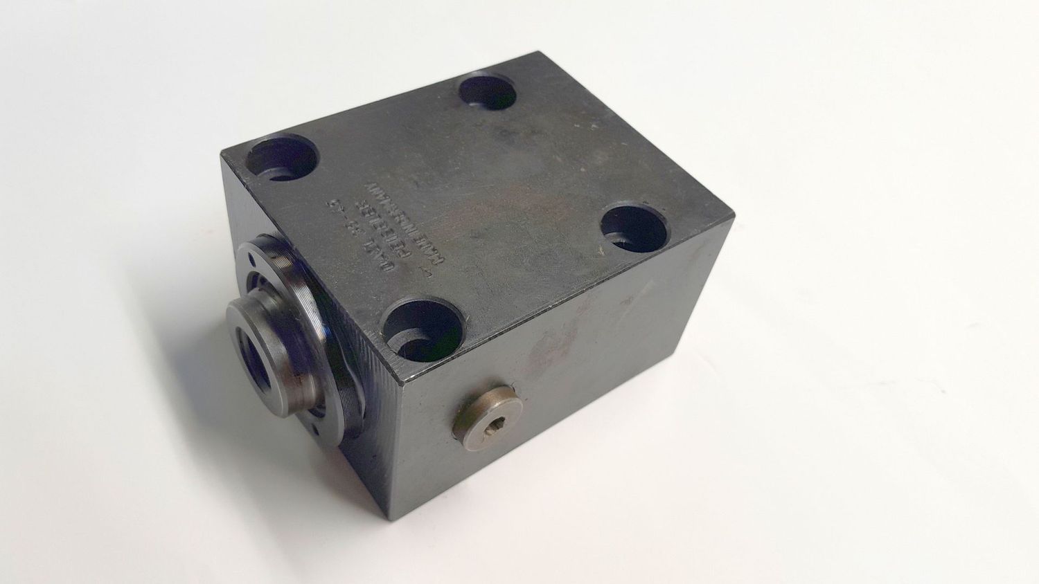 KEWEMA 8116000313 Hydraulic cylinder