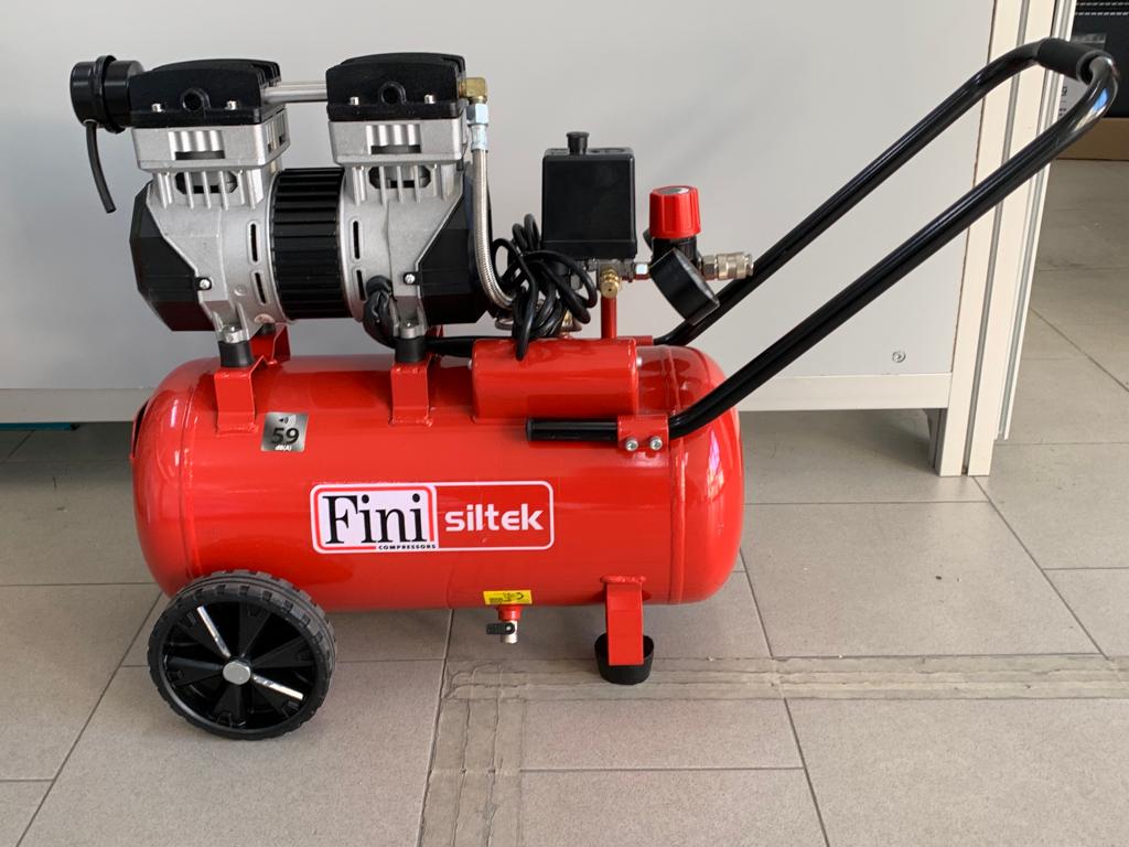 Fini Compressori COMPRESSORE-SILTEK-FINI-SILENZIATO-24LT-B2CC2G4FNN553